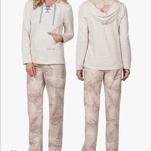 MARGARITAVILLE Tan Palms Womens Pajamas